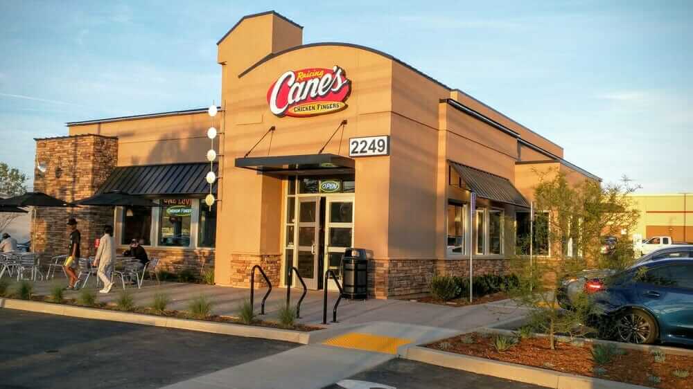 The Top 10 Fastest Drive-Through Restaurants in America | Raising Cane's | FastFoodMenuPrices.com