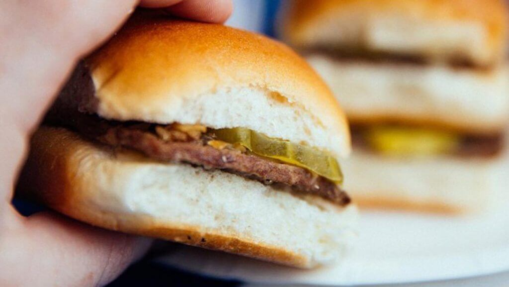 14 of the Best Fast Food Burgers | White Castle Sliders | FastFoodMenuPrices.com