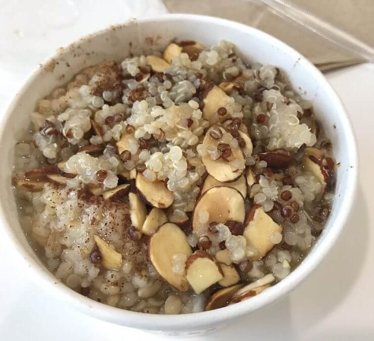 Best Fast Food Breakfast Choices | Steel Cut Oatmeal with Almonds, Quinoa, and Honey | FastFoodMenuPrices.com